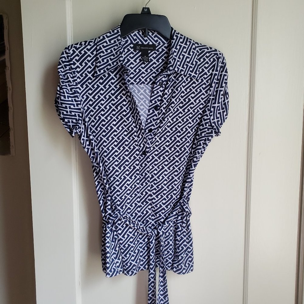 Inc Navy Blue & White Short Sleeve Top w/Tie Belt Size M 8-10